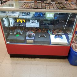 Ps4 Pro, Ps2 ,xbox 0ne ,xbox 360 ,gamecube  And More 