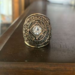 1952 New York Yankees world champions ring