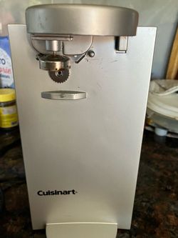Electric can opener