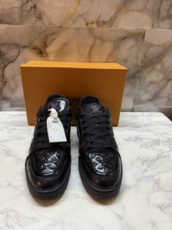 TOTAL BLACK LV. TRAINER / NO TRADE /NO TRADE
