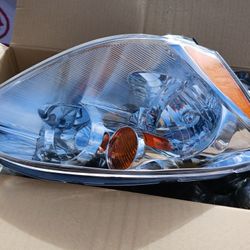 2002 Altma Rt. Head Light