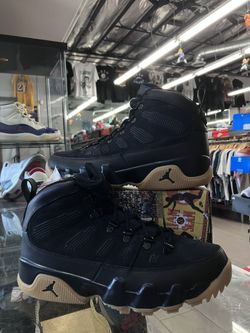 Air Jordan 9 Retro Boot NRG Black Light Gum