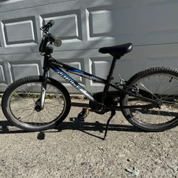 Specialized Hotrock kids Bike 20 Inch