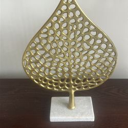 Gold Leaf Decorative Sculpture 