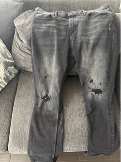Old Navy Men’s Ripped Jeans