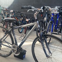 Trek Multitrack 7200 Hybrid