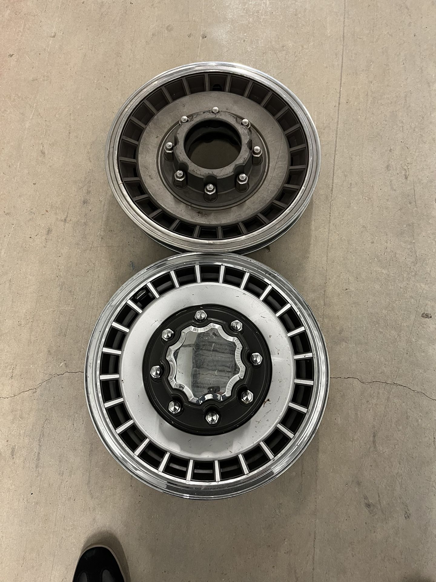 16” Ford Obs Hub Caps