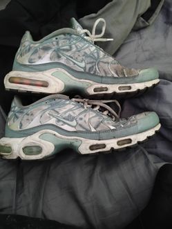 Nike Air Max plus size 9