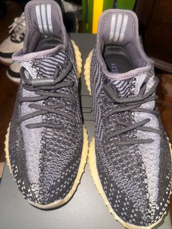 Yeezy 350 V2 Carbon