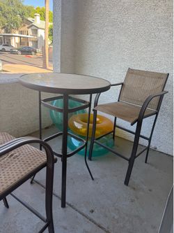 Outdoor table