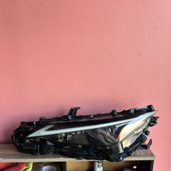 2021 2022 2023 Lexus IS300 IS350 Headlight Left Side