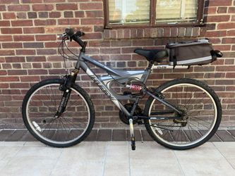 Huffy Raven 26 Inch Men s Dual Shock Mountain Bike for Sale in Clifton NJ OfferUp