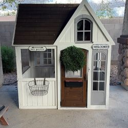 Playhouse By Kidkraft 