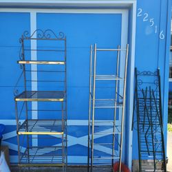 2 Metal Shelfs