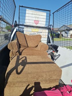 Otto man couch chair