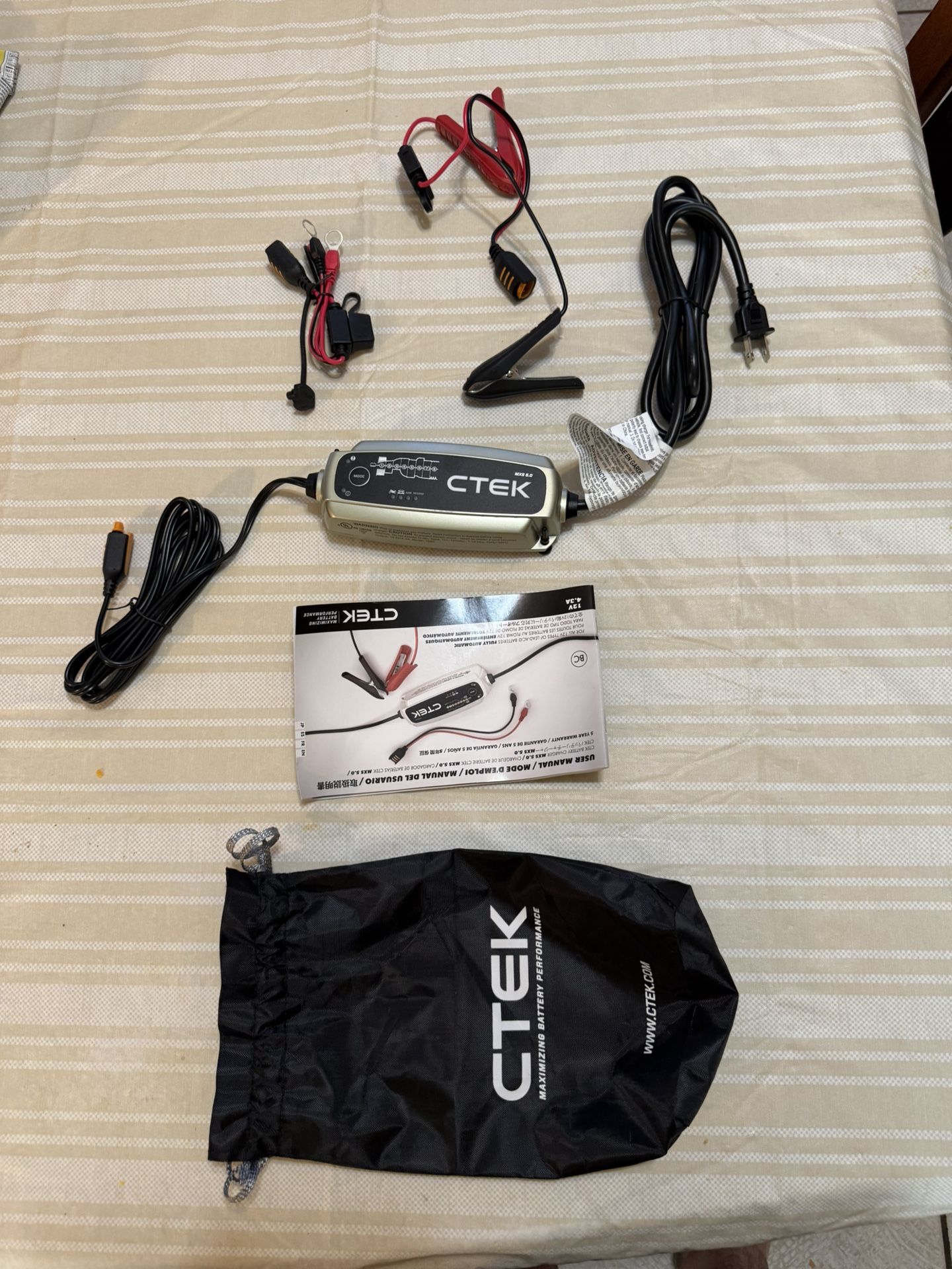 Ctek Battery Charger/Maintainer