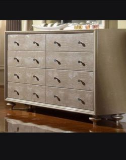 McFarren Dresser