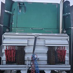 flatbed racket