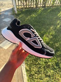 Dior b30, dolce gabbanas, black cats