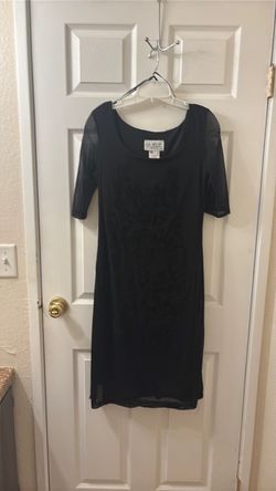 Cute little black dress. Size medium.