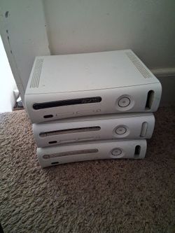 Xbox 360s