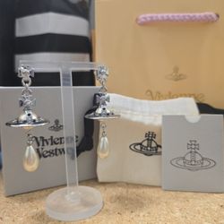 ★★SOLD★★Vivienne Westwood Pearl Earrings Silver Orb Drop Engraved