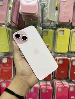 iPhone 15 256GB UNLOCKED 