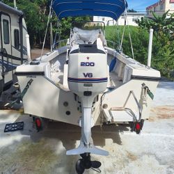En Aguada PR. MayCraft 2300 200HP 23 pies con trailer $16,000.00 Solo Venta.