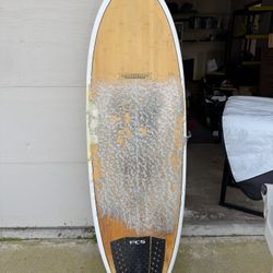 5’10 Modern Highline Surfboard w/ FCS FinsPad and Leash - Full Setup