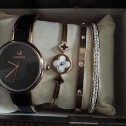 Watch Set with Three Fashion Bracelets