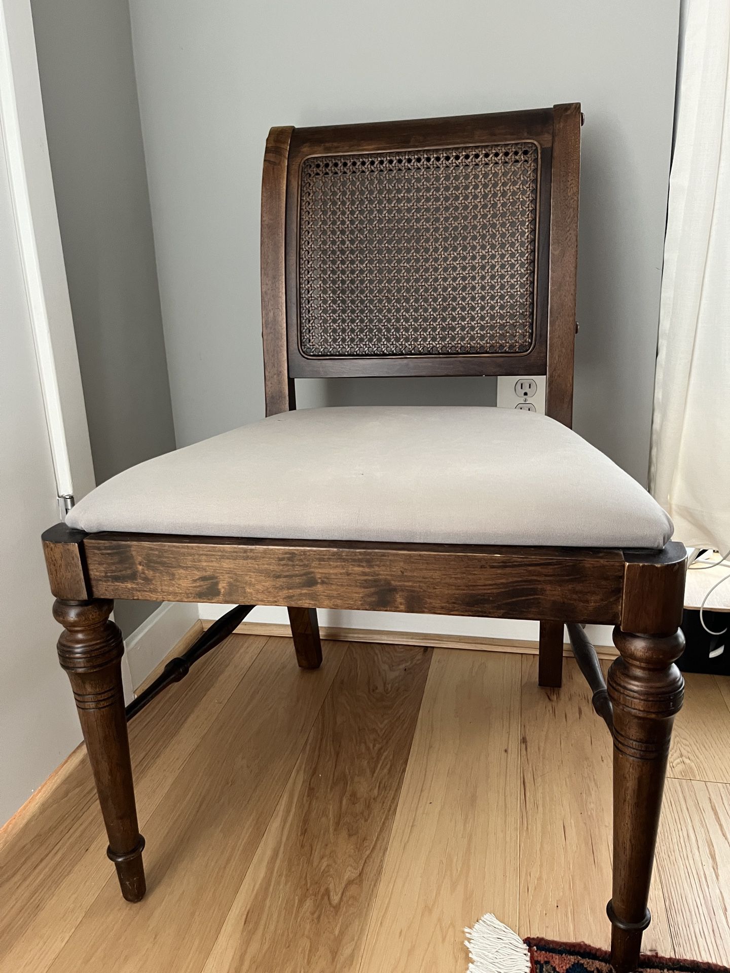 Vintage Lattice Chair - Bombay Company