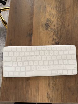 Apple mouse and keyboard