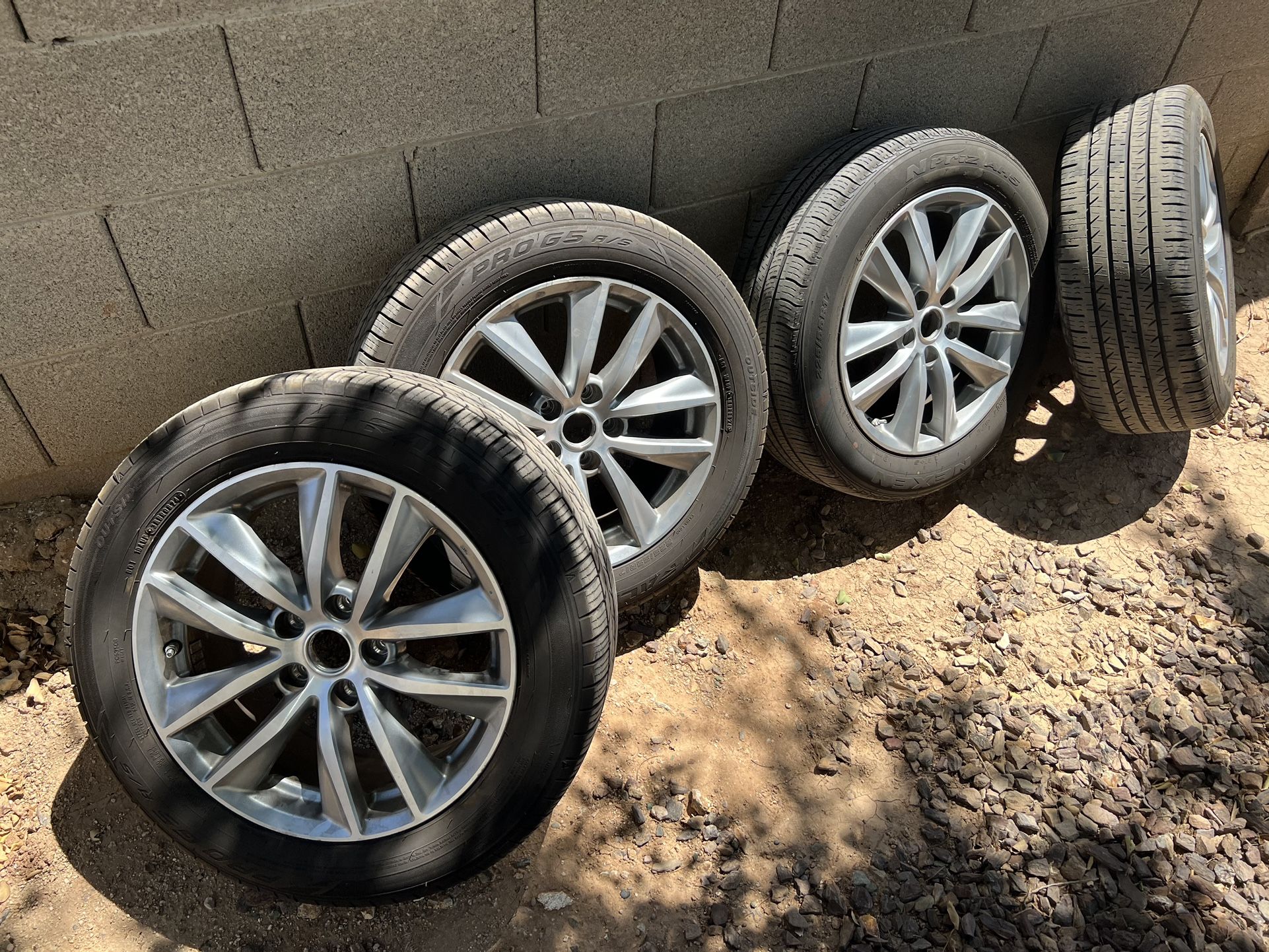 Infiniti 17 Inch Rims