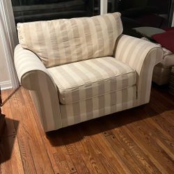 Chair With Ottoman 