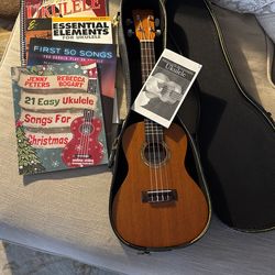 Cordoba 10cm Concert Ukulele Bundle