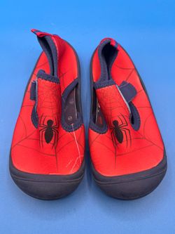 Marvel size 11/12 unisex kids Spider-Man water shoes