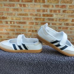 Adidas Samba Jane Women Sneakers US Size 6  NEW 