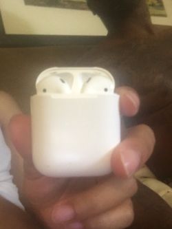 Apple AirPods