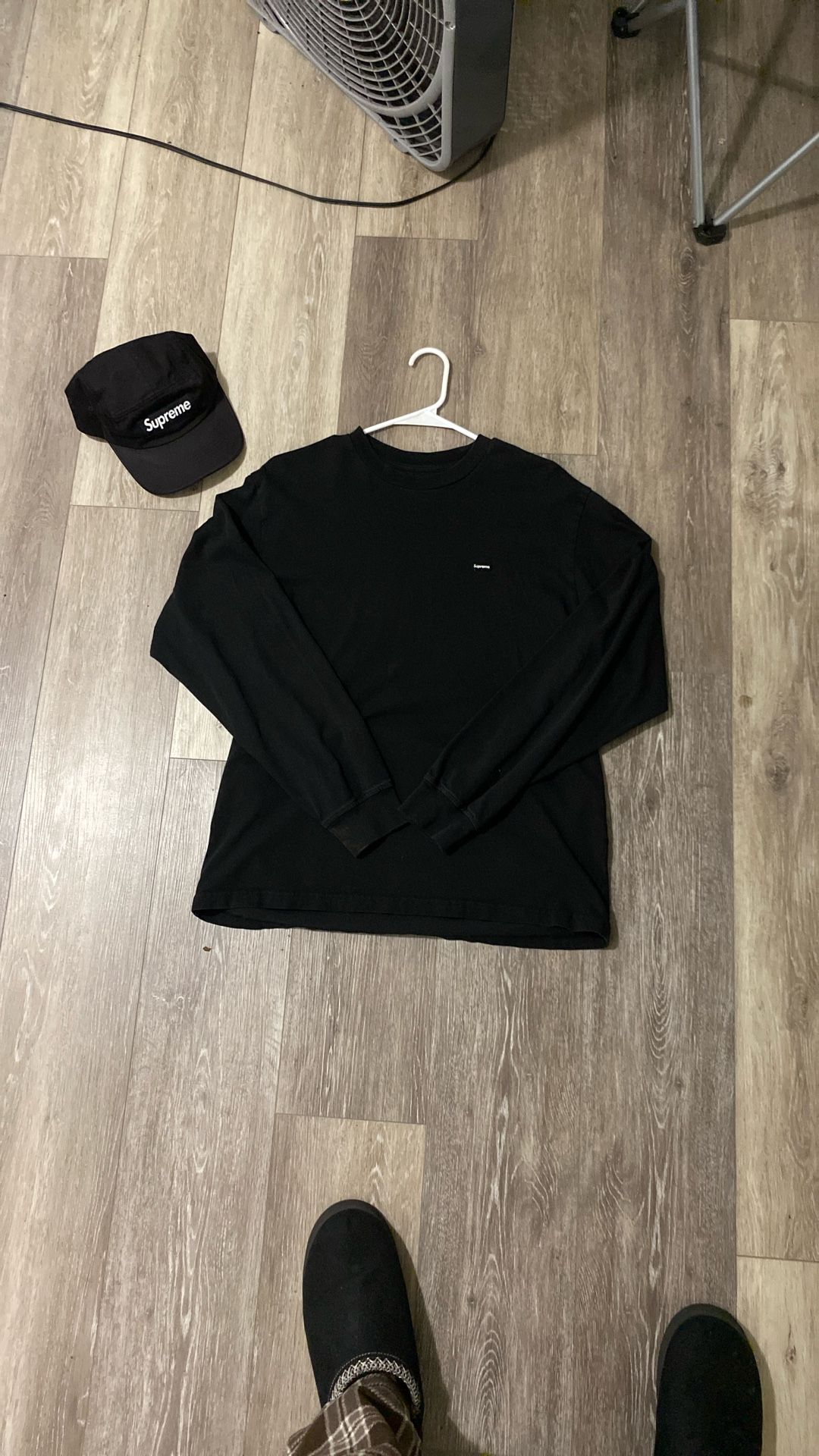 Supreme Shirt & Hat