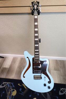 D’Angelico Premier Bedford SH Semi-Hollow Electric Guitar - Sky Blue
