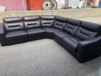 Power Reclining Sectional Couch