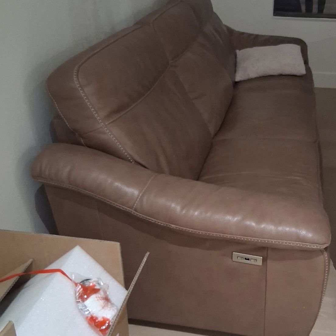 Natuzzi Editions "Until" Model- Power Reclining Sofa - Top Grain Italian Leather