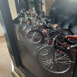  Diecast Model Bicycles Look Exactly Like The Bicycles From The Past Amazing How Exact They Look