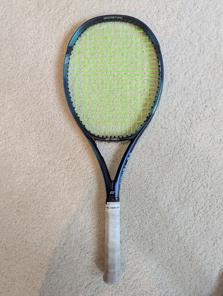 Yonex Ezone 98 Tour (2022 Model) tennis racquet