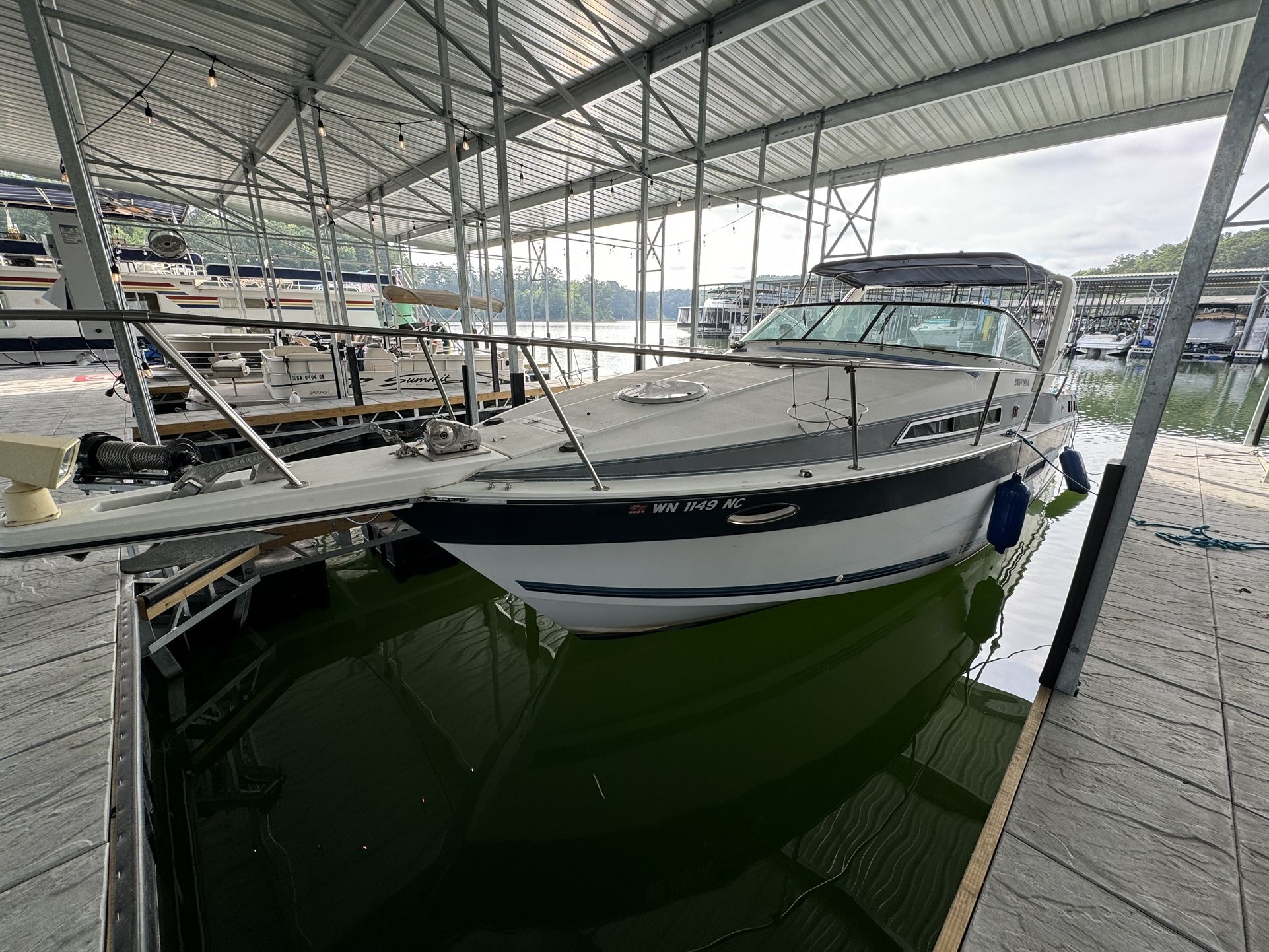 1989 Four winns 285 vista