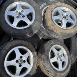 🛞Set Of Tires And Rims 185/65R14 From Volkswagen 