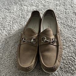 Gucci Loafers -100