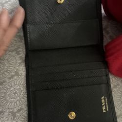 prada wallet