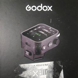 Godox X3 F Touchscreen TTL Wireless Flash Trigger. 
