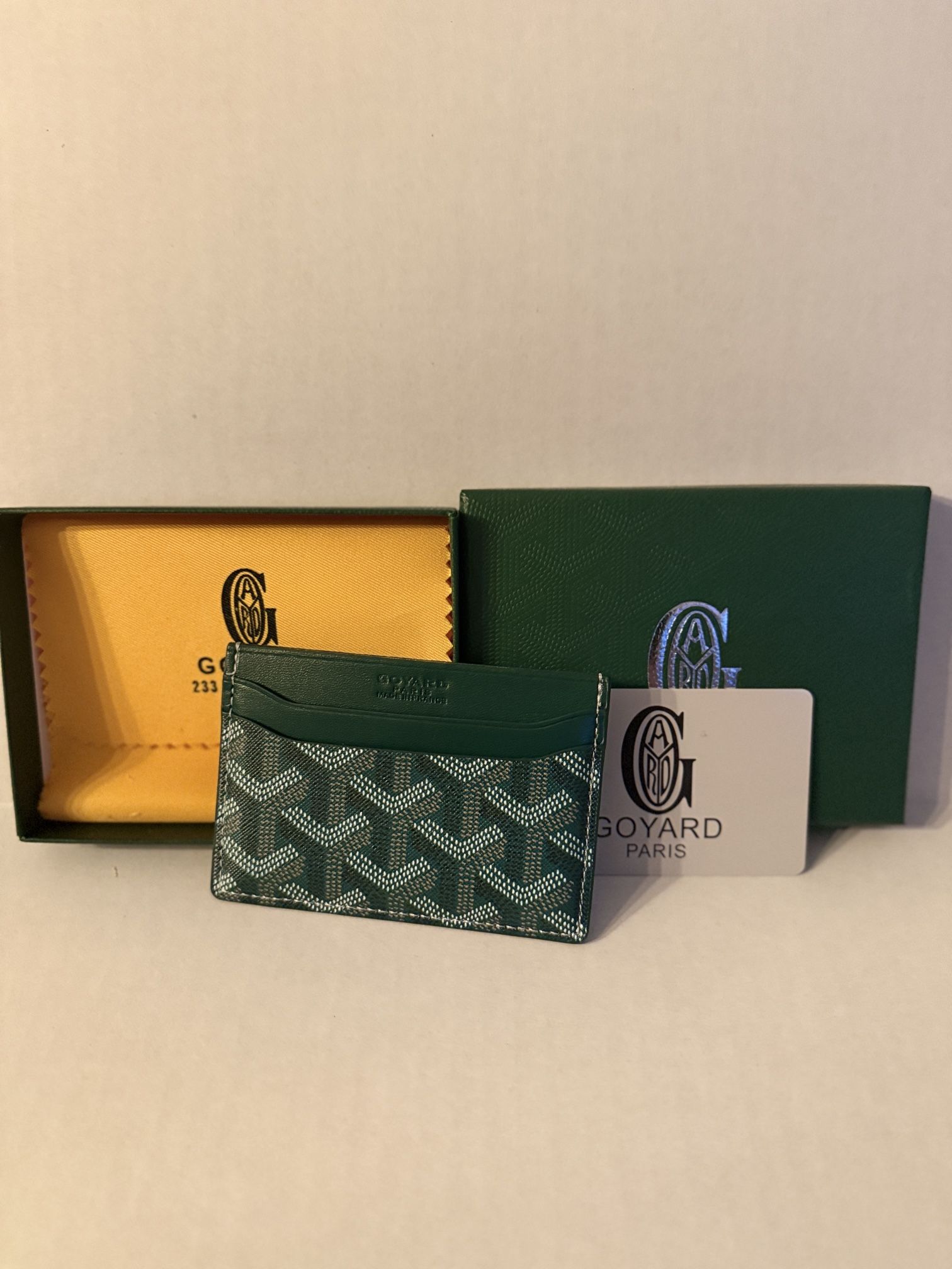 green wallet